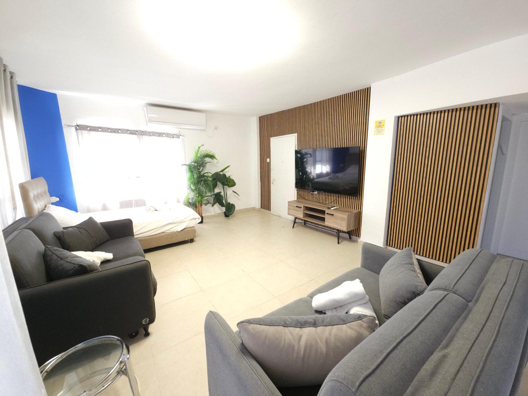 Barak Royal Suites 20 Garden Jacuzzi - ג'קוזי בחצר Eilat Exterior foto